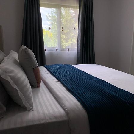 Summerfields & Gardens Lodge Kitwe Buitenkant foto