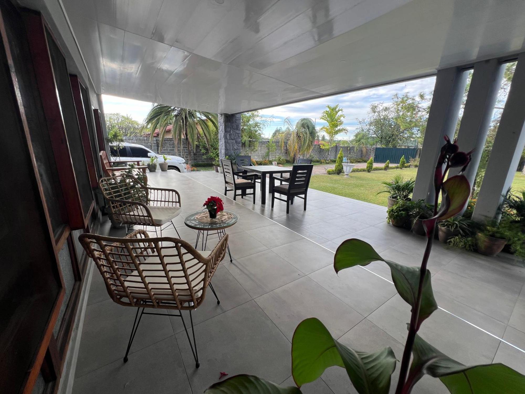 Summerfields & Gardens Lodge Kitwe Buitenkant foto