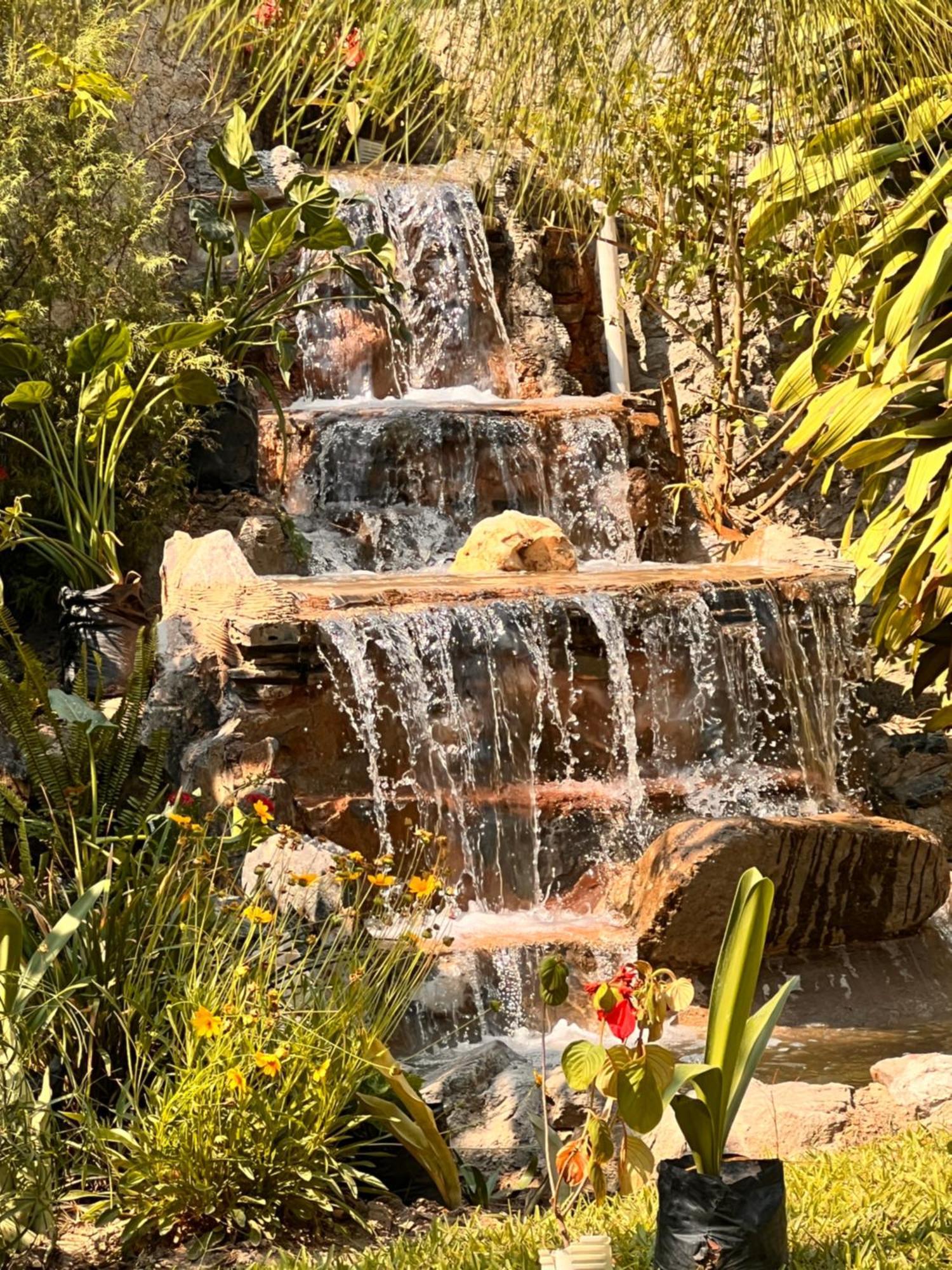 Summerfields & Gardens Lodge Kitwe Buitenkant foto