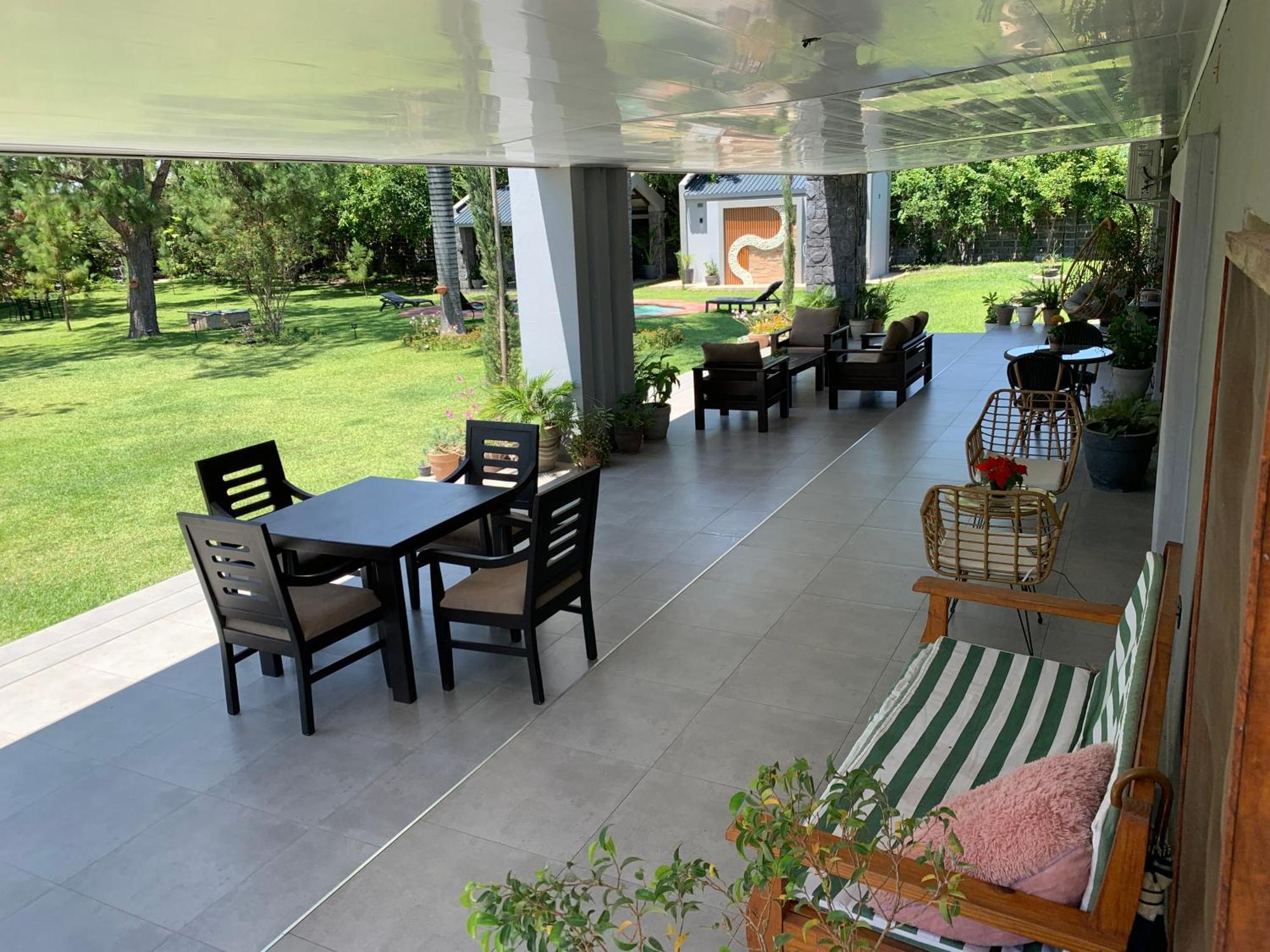 Summerfields & Gardens Lodge Kitwe Buitenkant foto