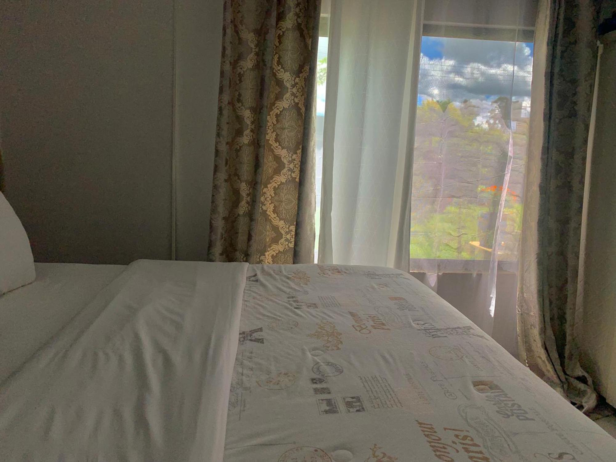 Summerfields & Gardens Lodge Kitwe Buitenkant foto